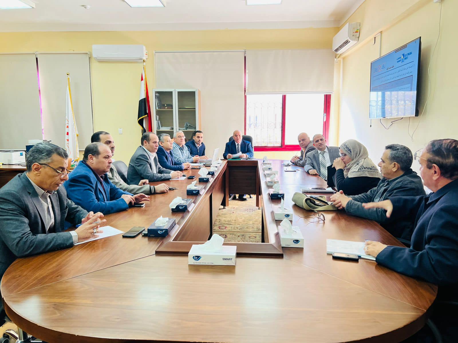 مجلس كلية تكنولوجيا الصناعة والطاقة برئاسة رئيس الجامعة
